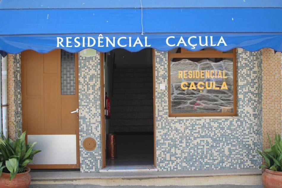 Entrada da Caçula, Alojamento Local